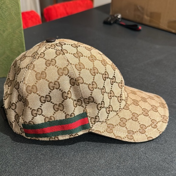 Gucci Original GG Canvas Baseball Hat - Picture 2 of 8